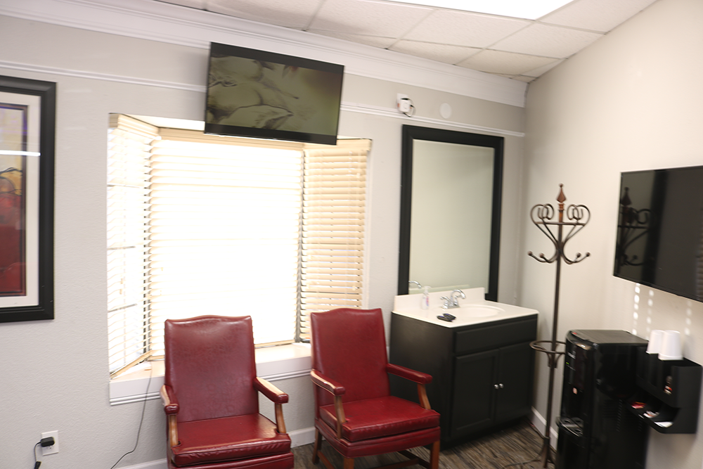 Barber station available for part time barber in Fort Worth